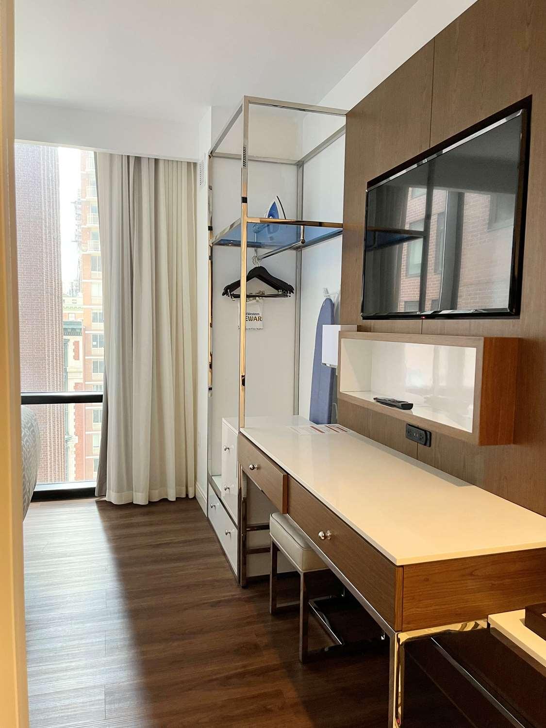 Best Western Premier Empire State Hotel นิวยอร์ก ภายนอก รูปภาพ